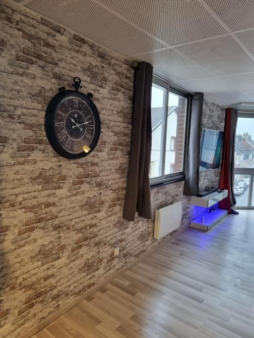 Apartamento Cosy Loft - Calais Exterior foto